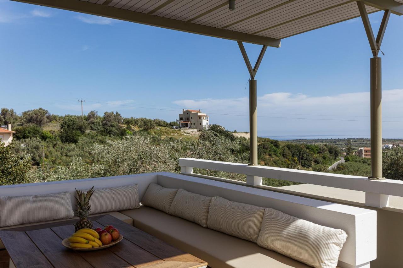 איה טריאס Rizes Villa With Jacuzzi & Heated Pool מראה חיצוני תמונה