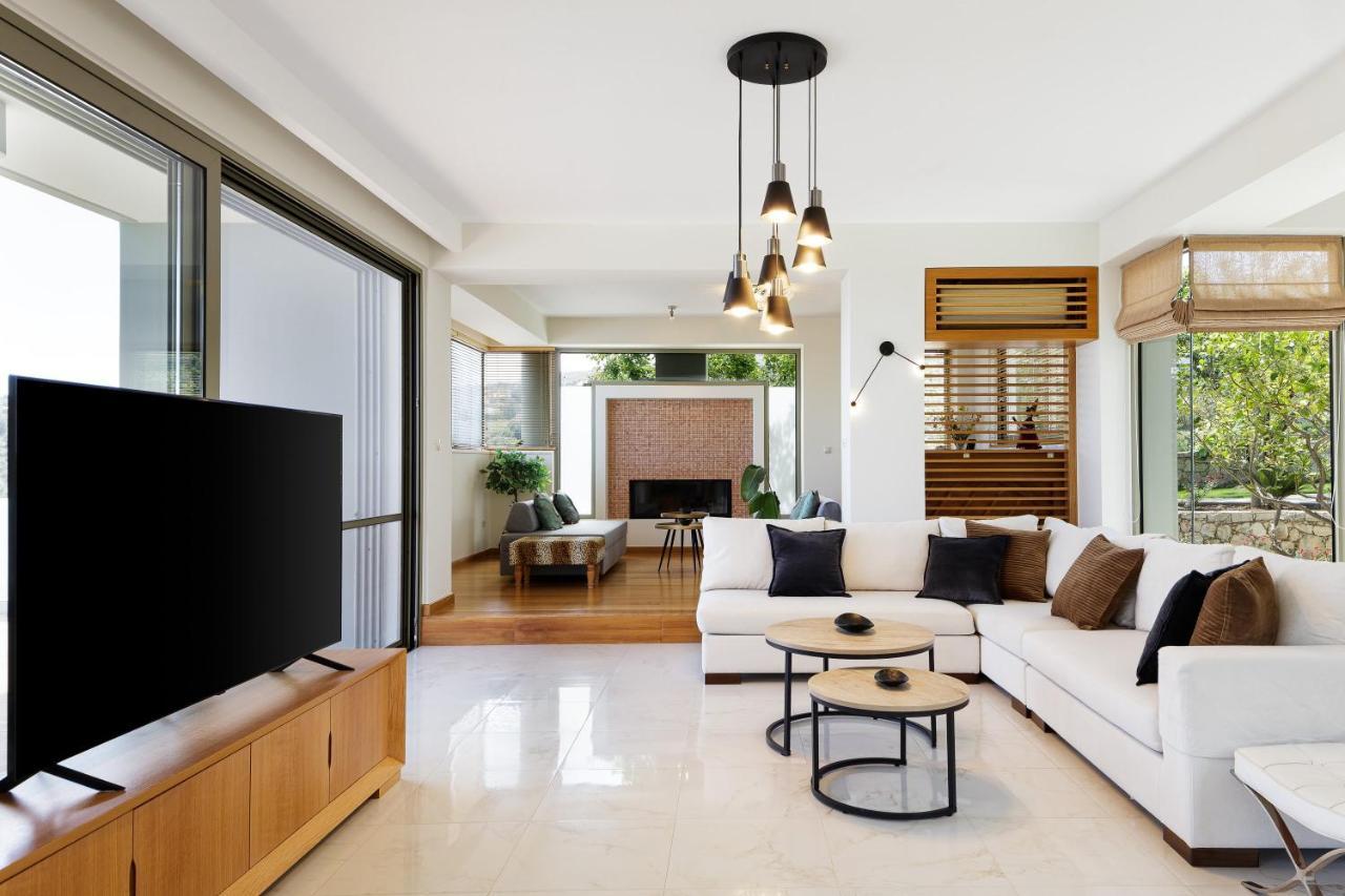 איה טריאס Rizes Villa With Jacuzzi & Heated Pool מראה חיצוני תמונה