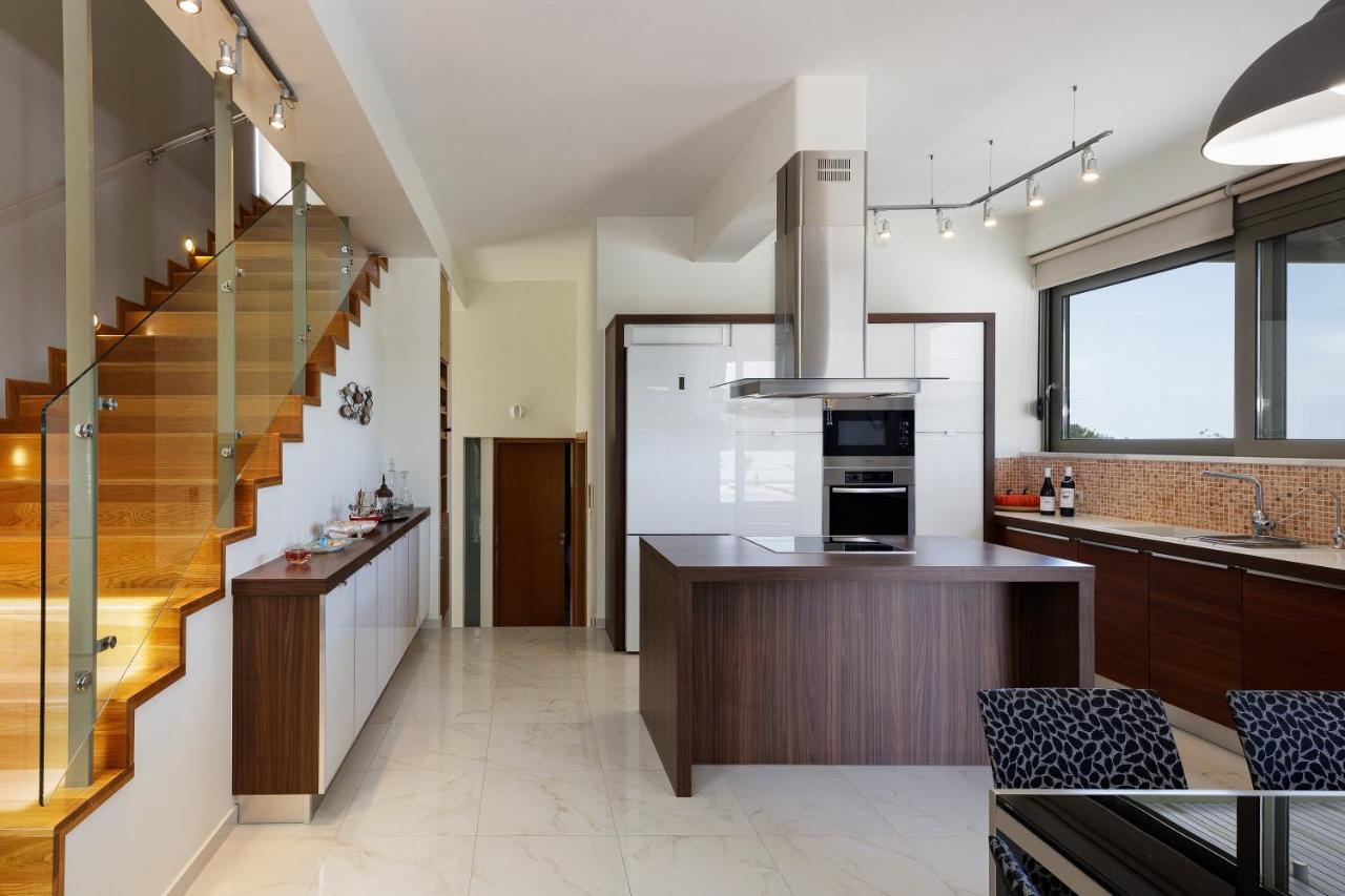 איה טריאס Rizes Villa With Jacuzzi & Heated Pool מראה חיצוני תמונה