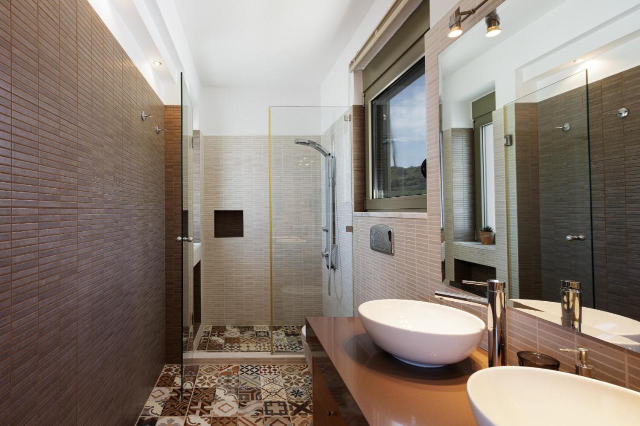 איה טריאס Rizes Villa With Jacuzzi & Heated Pool מראה חיצוני תמונה